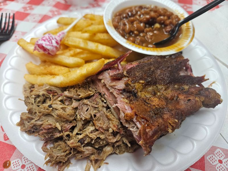 Delauder's BBQ (Sevierville)