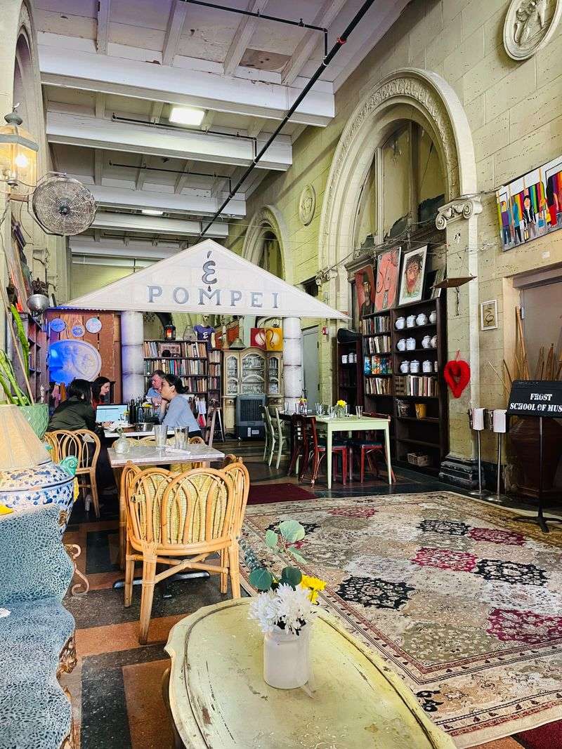 Soya e Pomodoro (Downtown)