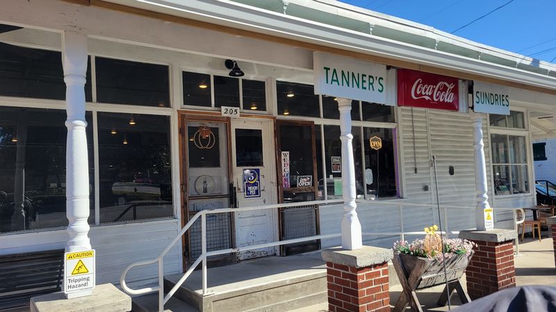 Tanners Historic Cafe &mdash; Wartburg
