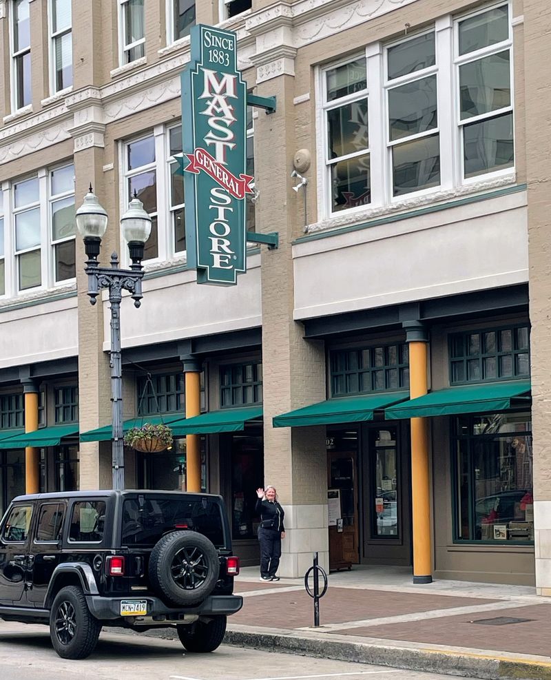 Mast General Store (Knoxville)