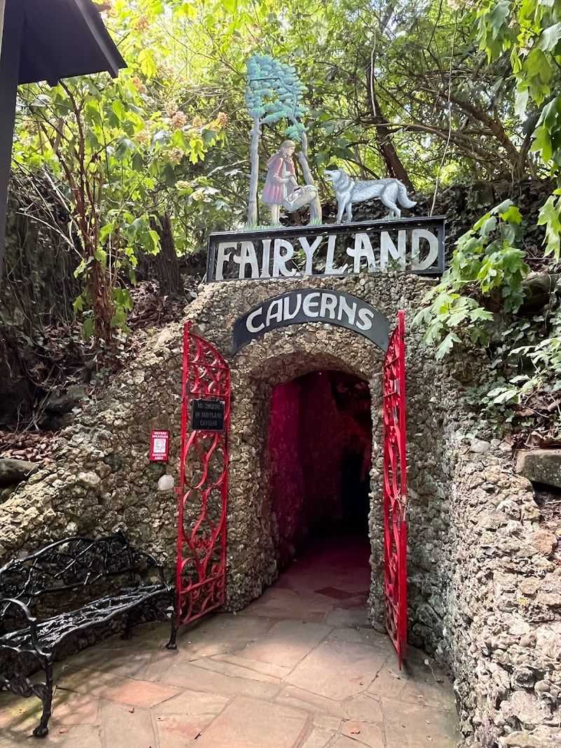 Fairy Land Caverns at Rock City &mdash; Chattanooga