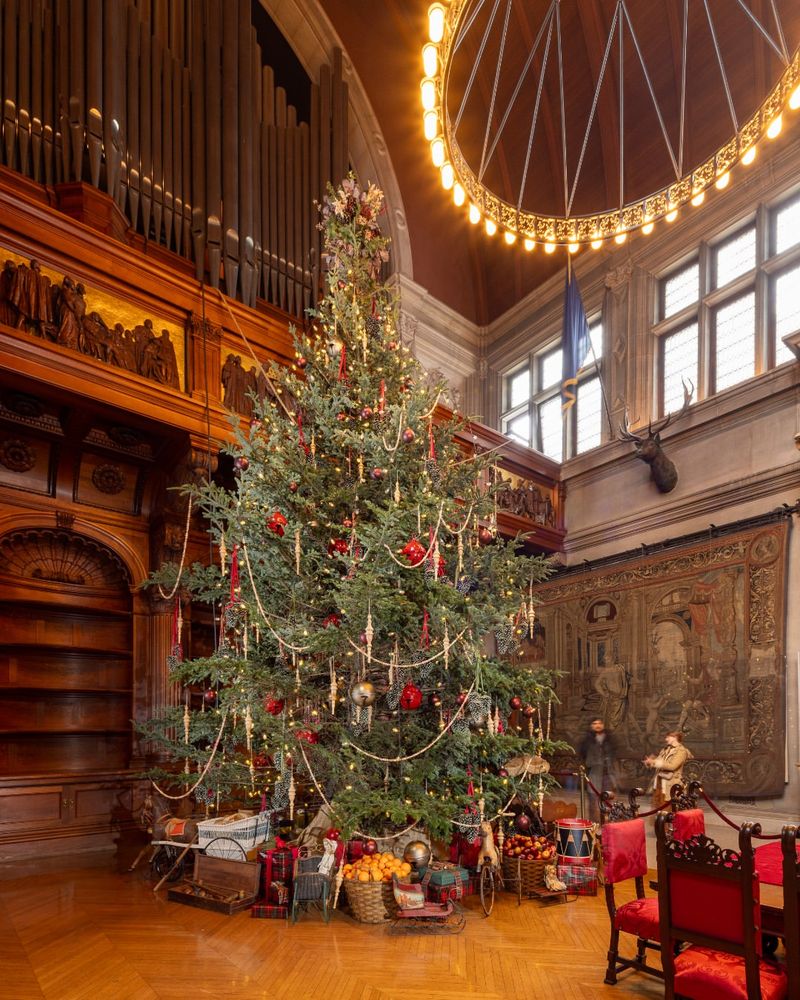 The Biltmore Hotel Christmas Tree