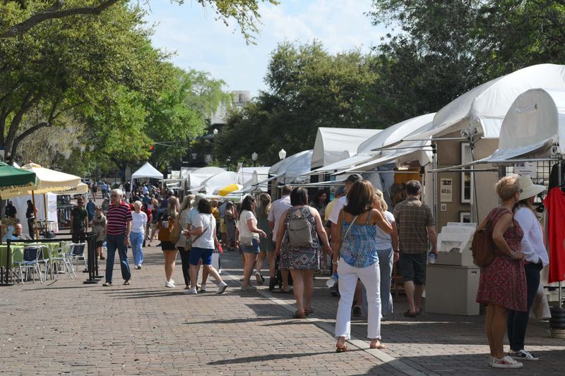 Winter Park Sidewalk Art Festival (Winter Park, near Orlando) — Mar 20–22, 2026
