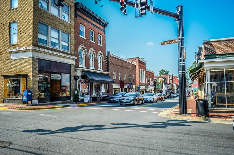 Leesburg