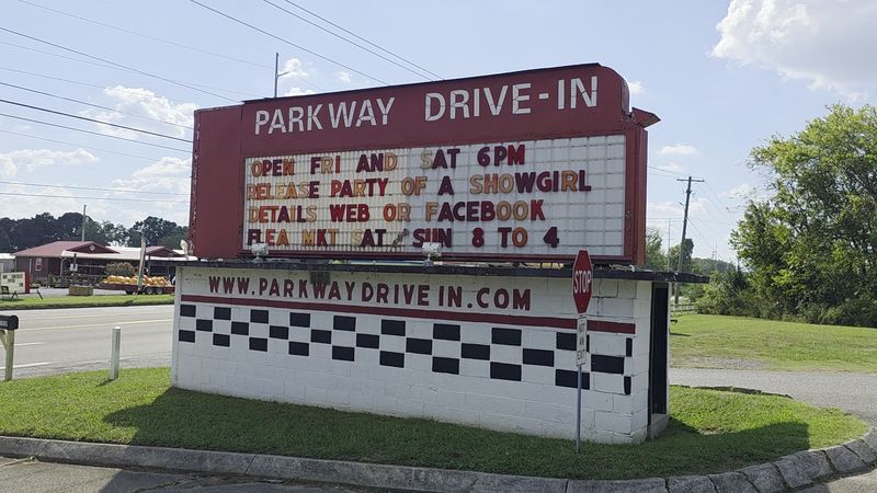 Parkway Drive-In — Maryville