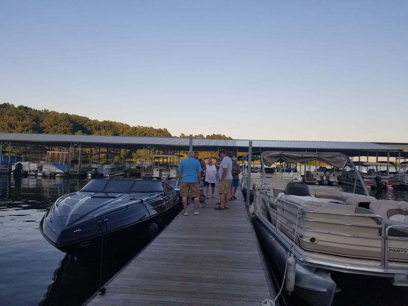Beaver Dam Restaurant & Marina