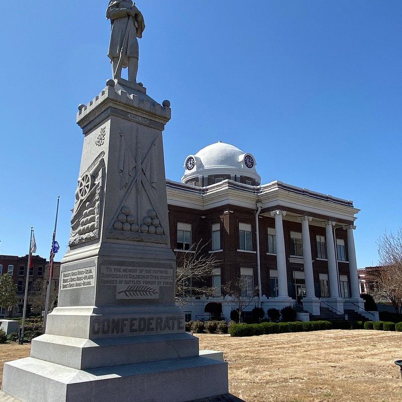 Quiet Cul de Sacs Off Parr Avenue