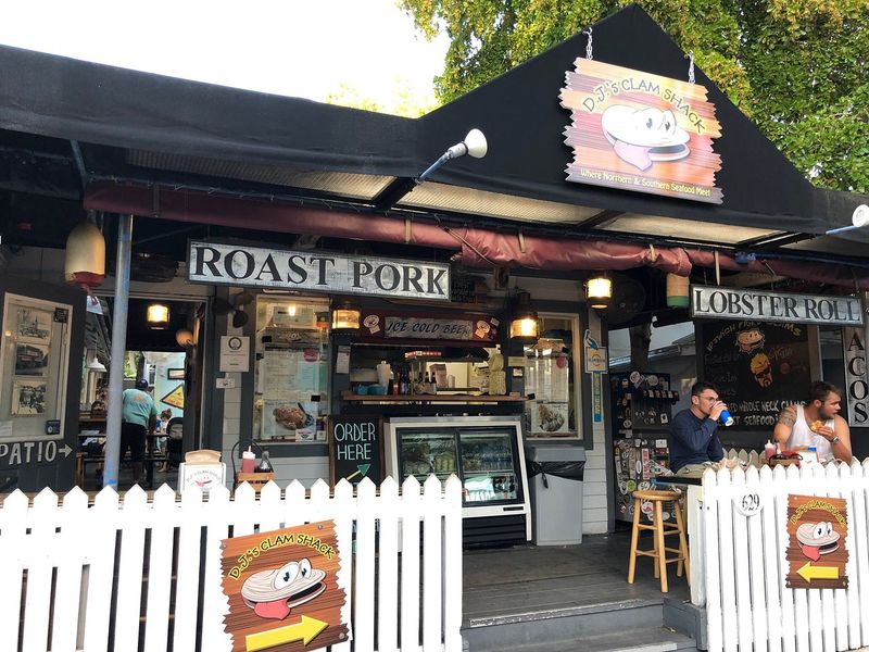 DJ’s Clam Shack – Key West