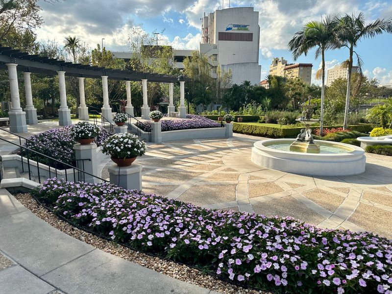 Hollis Garden (Lakeland)