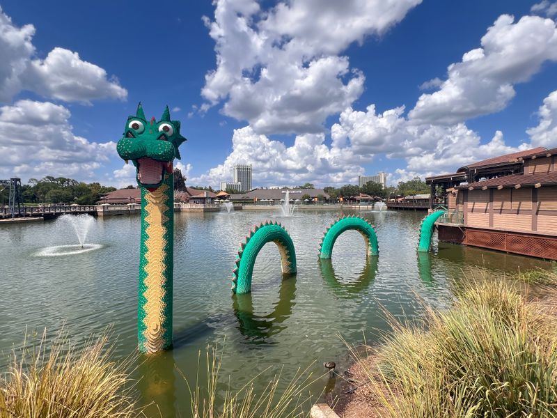 Explore Disney Springs (Orlando)