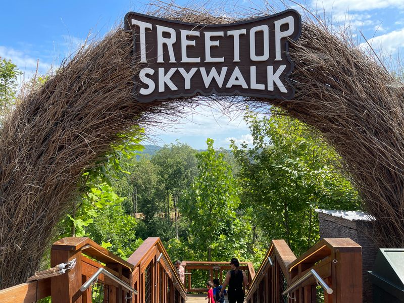 Tickets, Hours & Visitor Tips