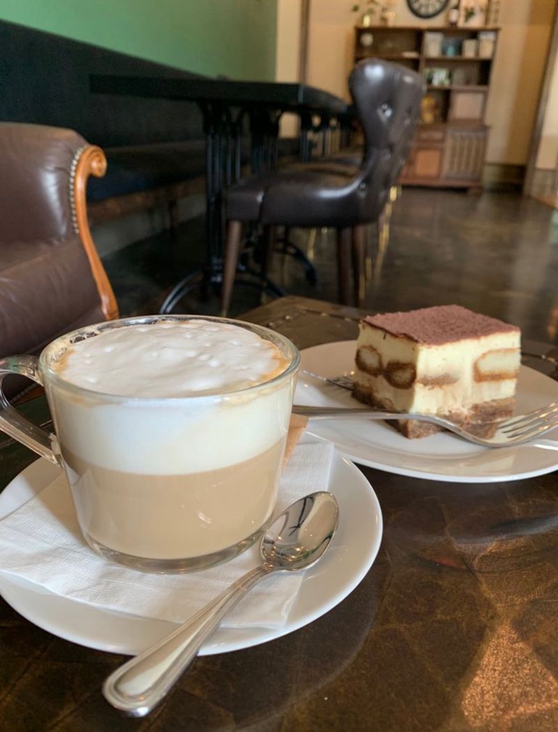 Veskolini Cafe (Dunedin, FL)