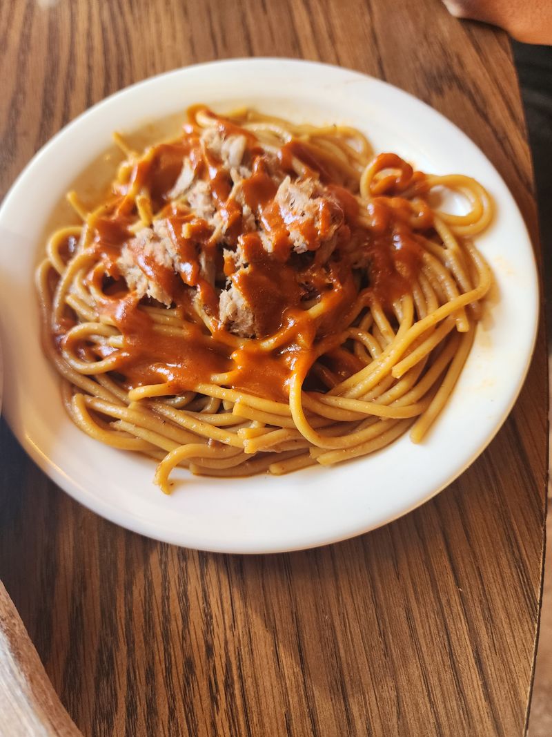 What Makes The Bar-B-Q Shop's BBQ Spaghetti So Special