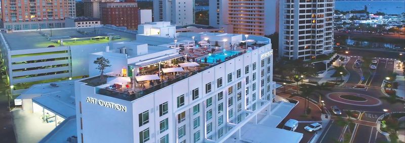 Perspective Rooftop Pool Bar (Art Ovation Hotel, Sarasota)