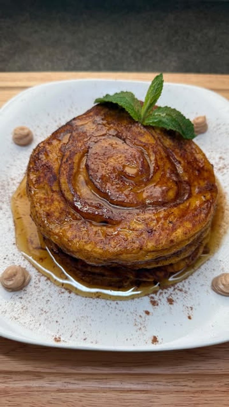 Giant Warm Cinnamon Roll Experience