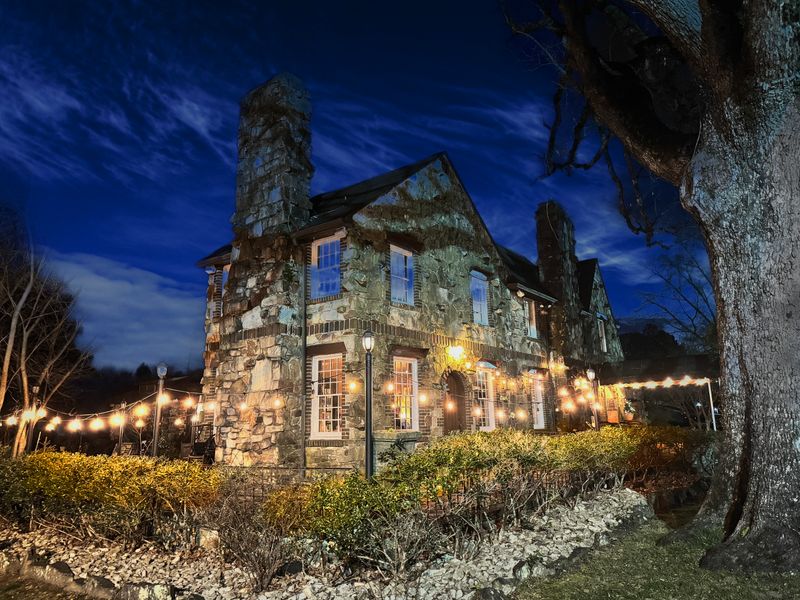 A Restaurant Tucked Away on the Cumberland Plateau