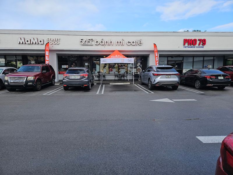 Atmosphere, Parking, and Plaza Vibes