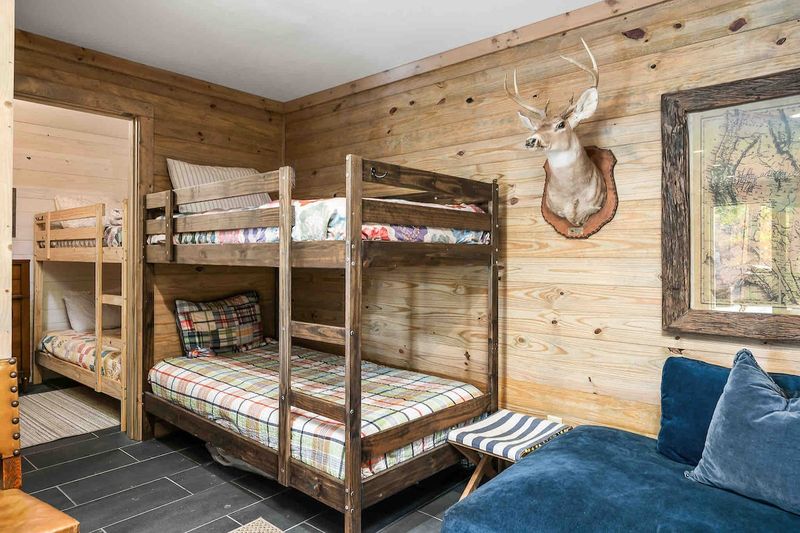 Cozy Interiors With Rustic Elegance