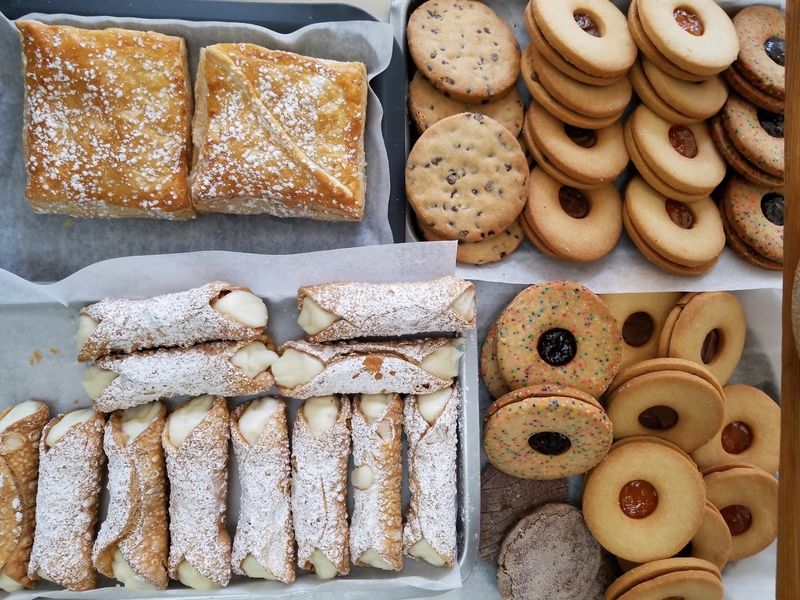 De Lucia Bakery Buon Pane Italiano (Miami Beach)