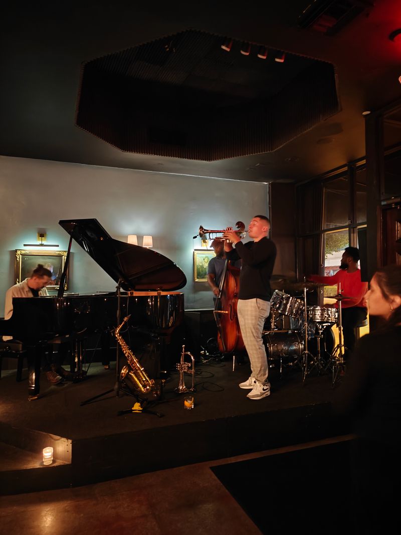 The Gibson Room (Coral Way / Shenandoah)