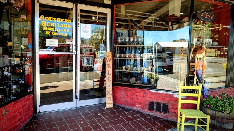 Exploring Etowah's Walkable Downtown