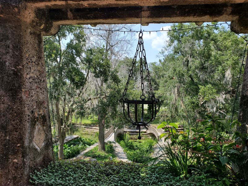 A Look at the Gothic-Style Design and Details