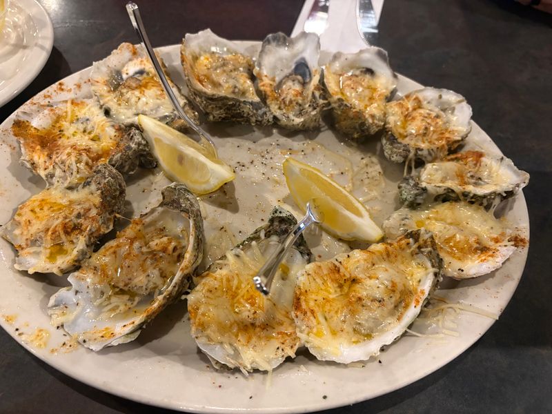 Dave’s Oyster Bar & Grill (Gulf Breeze)