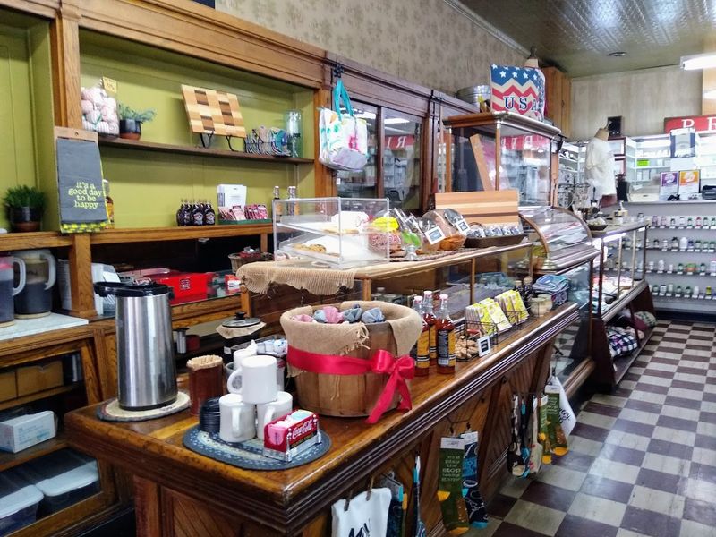 Why Thomas Drugs Is One of Tennessee's Most Nostalgic Stops