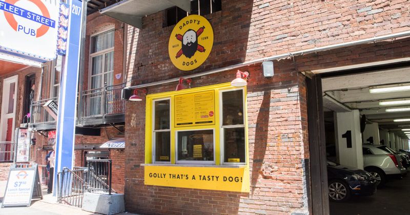 Daddy's Dogs — Nashville