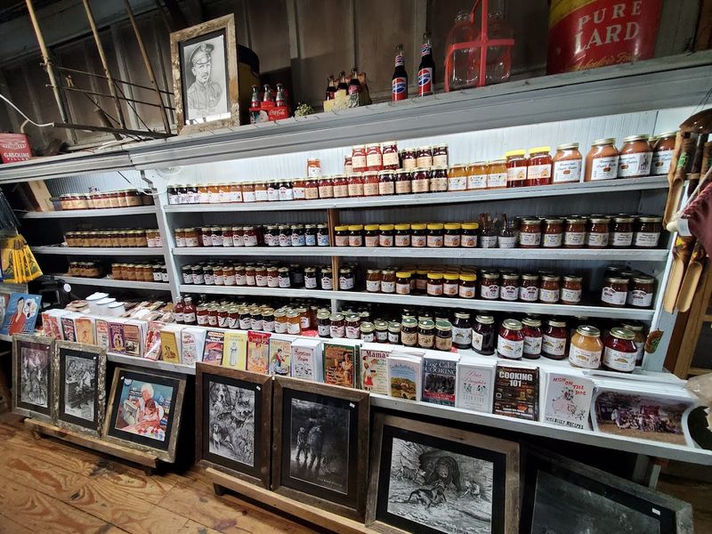 Forbus General Store (Pall Mall)