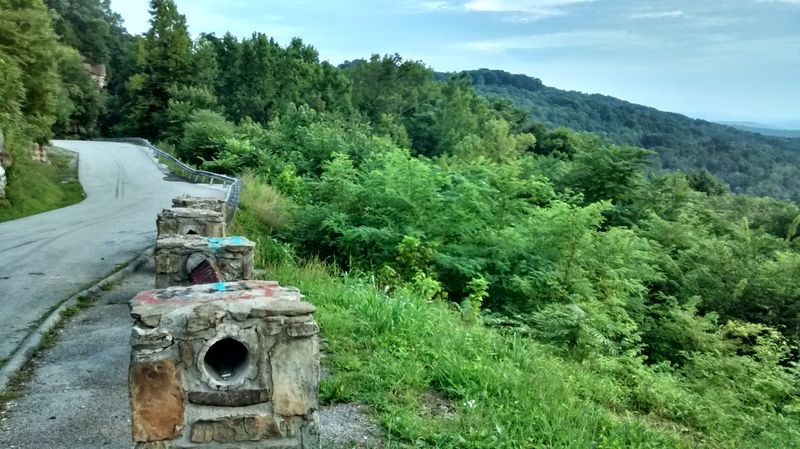 Nature Around Rugby: Trails, Bluffs, and Scenic Cumberland Plateau Views