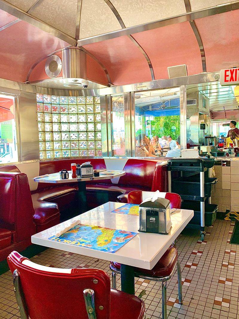 11th Street Diner (Miami Beach)