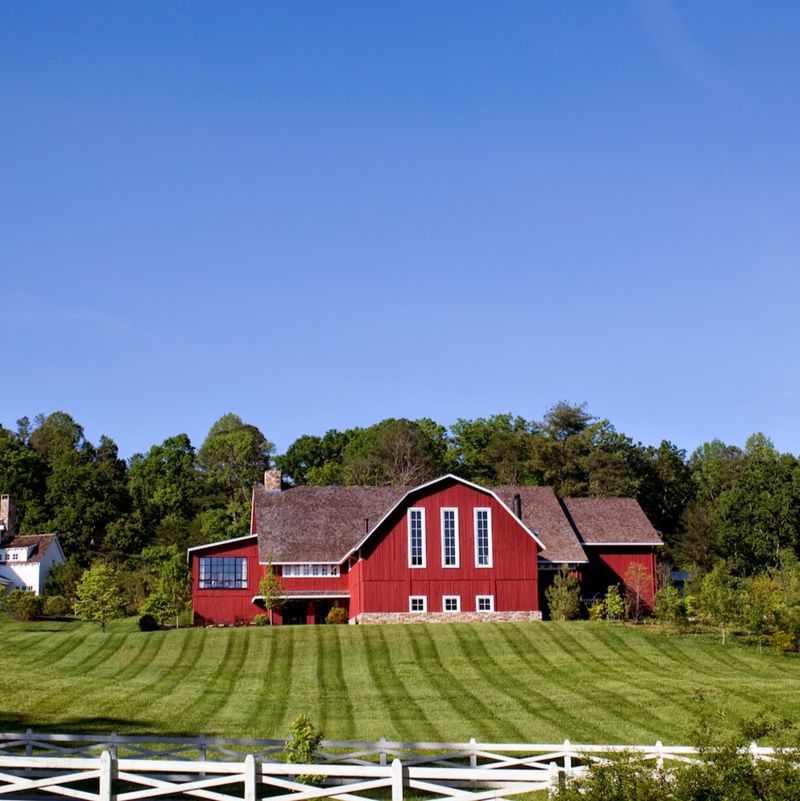 This Tennessee Estate Feels Like a Hidden European Escape