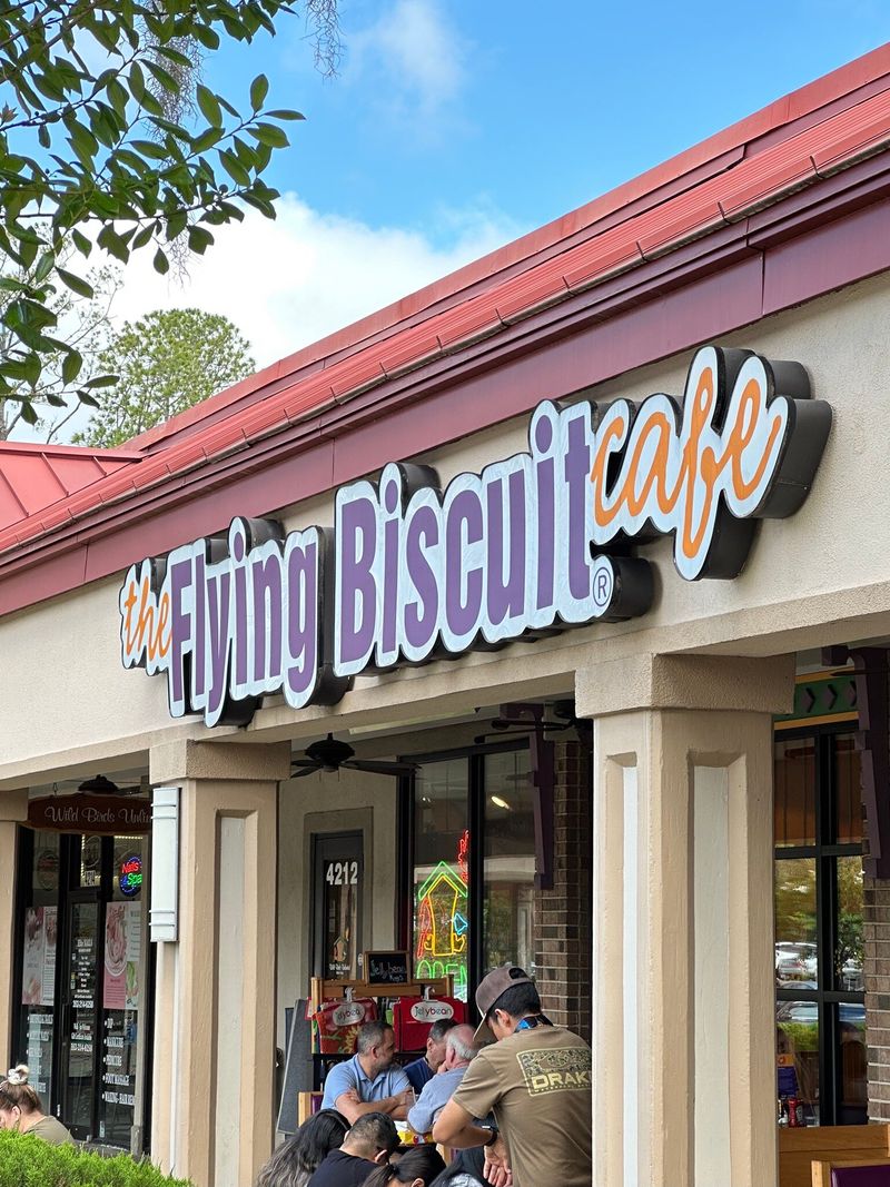 Gainesville’s Nature & College Town Scene