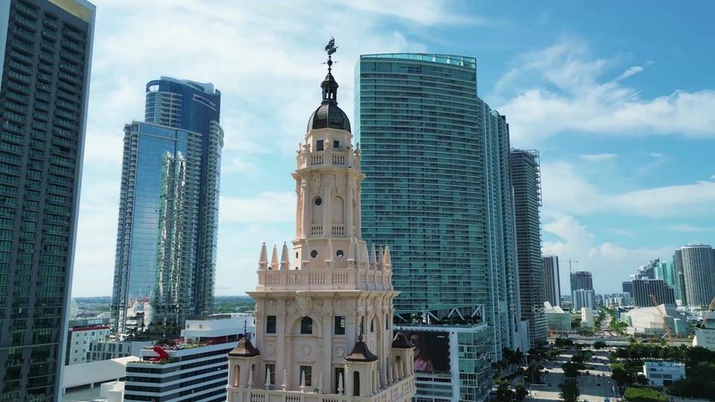 Freedom Tower (Miami)