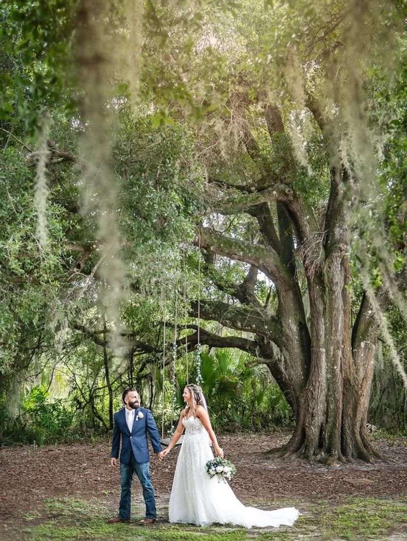 Wedding Florals and Decor Closet