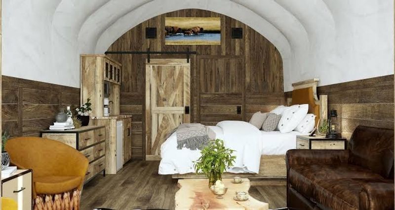 Where to Stay: Glamping, Wagons, Teepees, and Classic Ranch Rooms