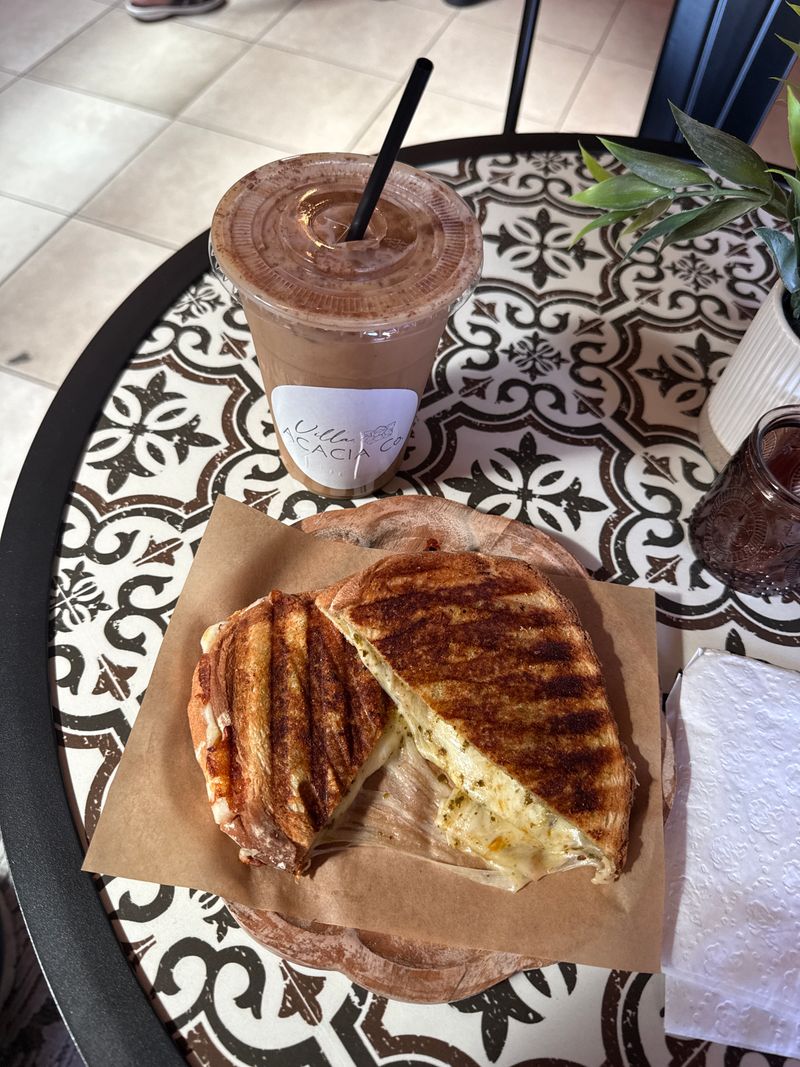 Villa Acacia Co. Coffee & Candle Shop (Lake Wales, FL)