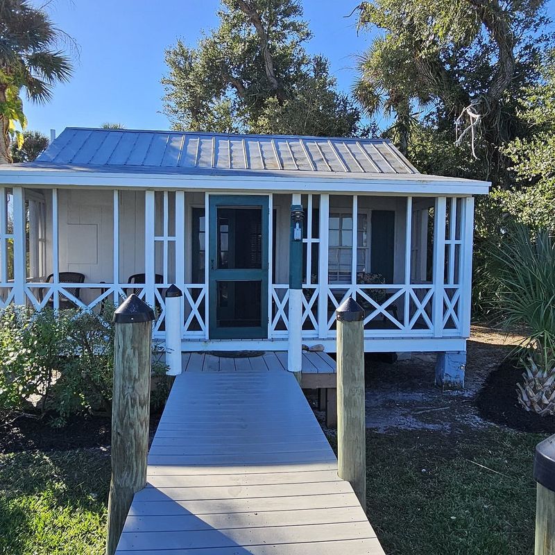 Cabbage Key Inn & Cottages (Pine Island Sound)