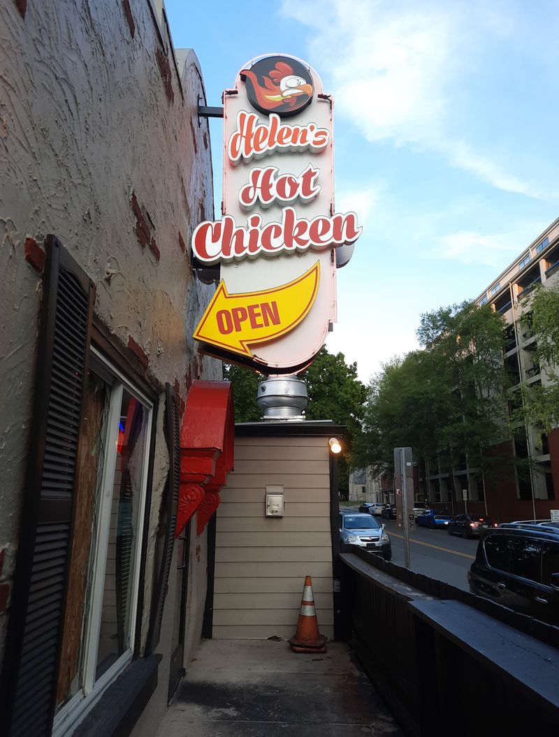 Helen's Hot Chicken