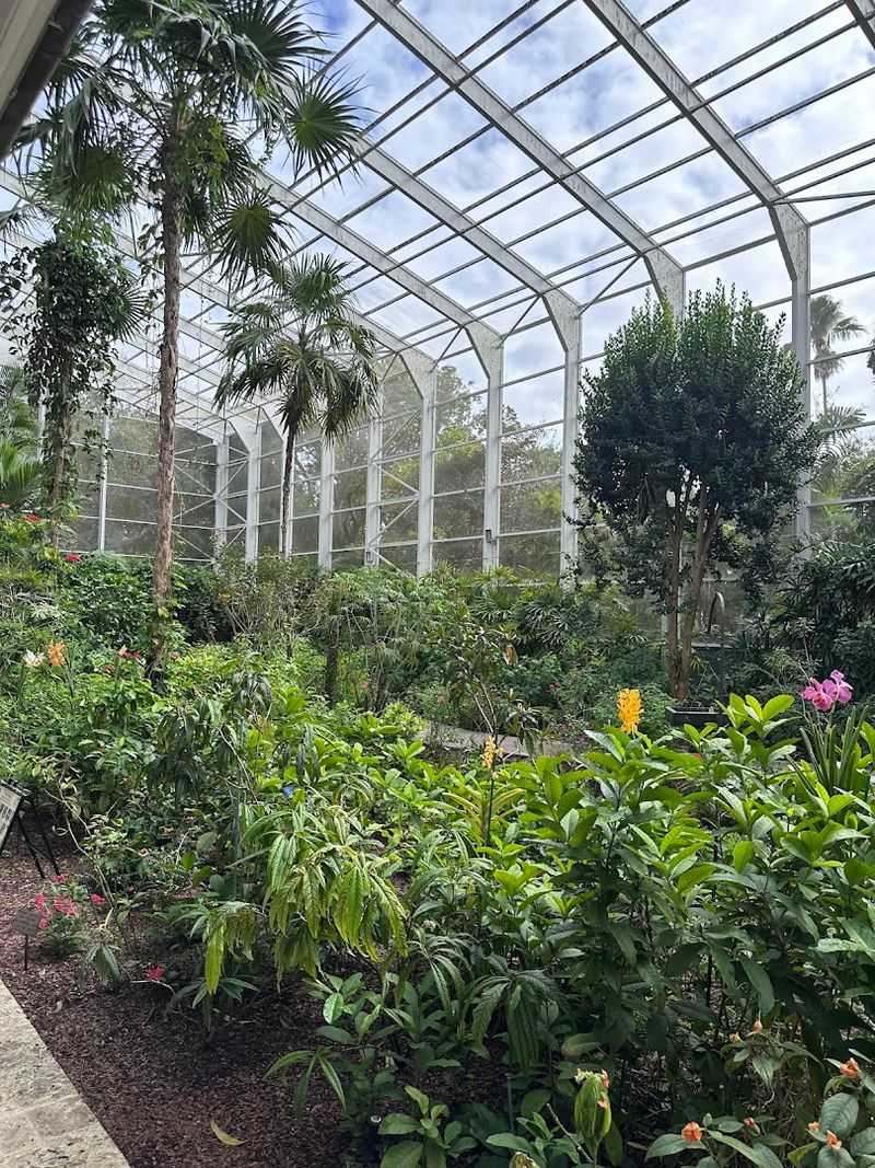 Glasshouse Cafe and Peaceful Breaks