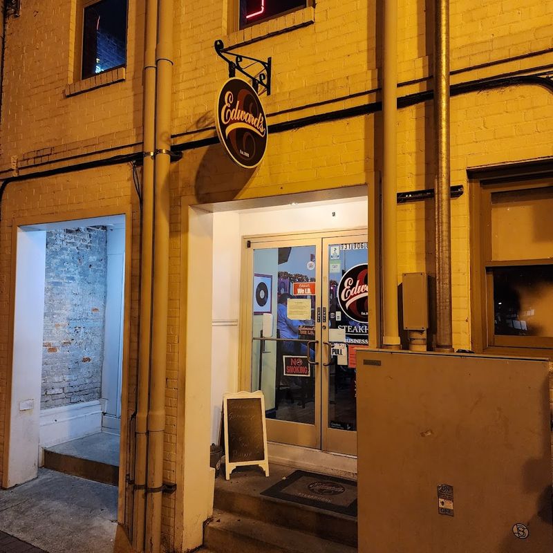 Edward's Steakhouse &mdash; Clarksville