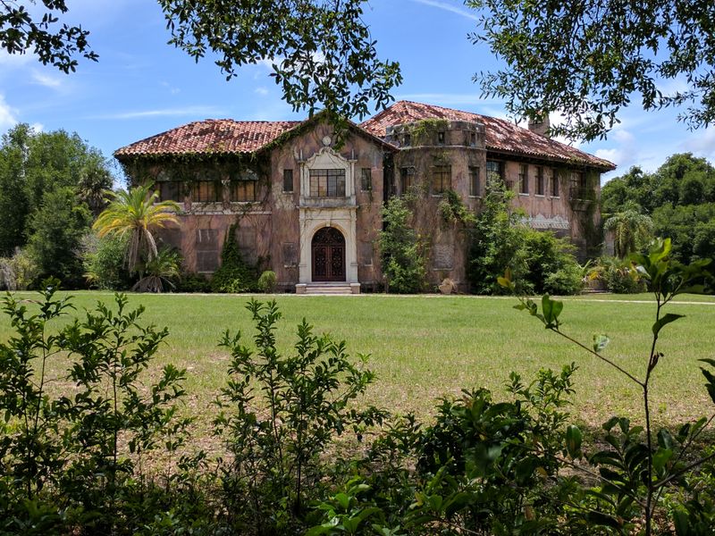 The Howey Mansion (Howey-in-the-Hills)