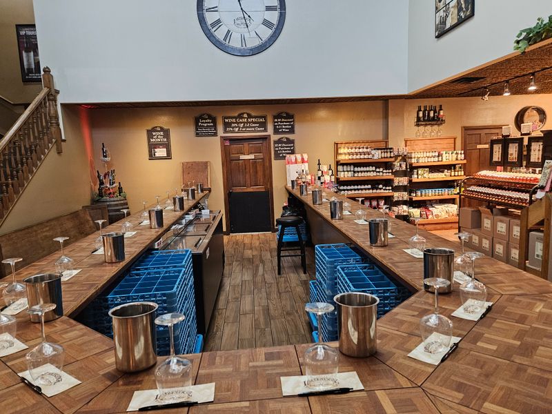 Sip and sample at Lakeridge Winery & Vineyards