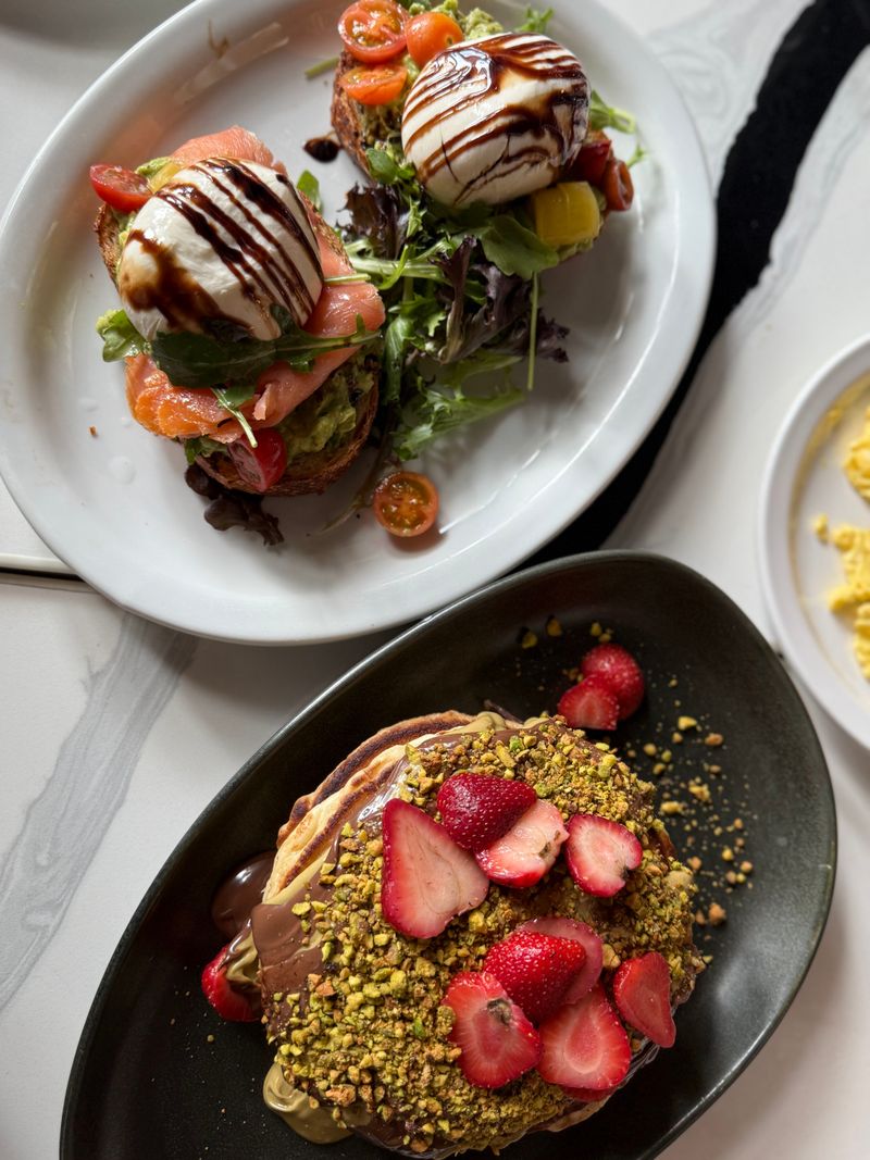 Bistro Café (Miami, FL)