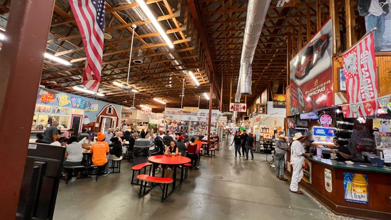 A Florida Flea Market That's More Like a Small City