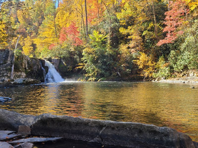 Abrams Falls (Great Smoky Mountains National Park)