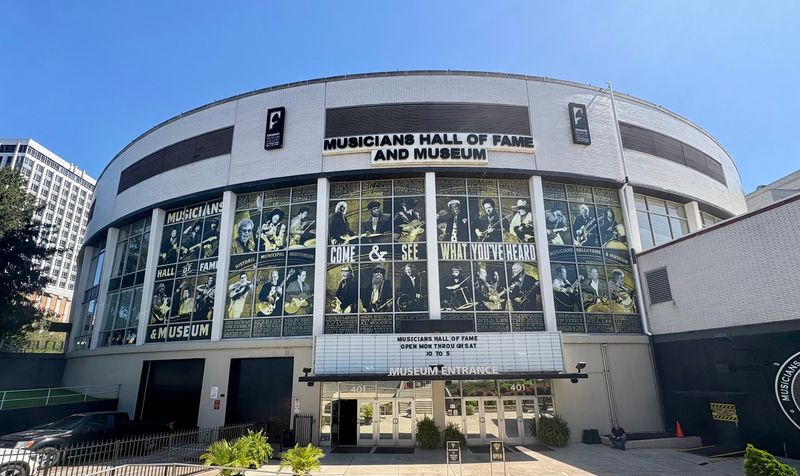 Musicians Hall of Fame & Museum – Nashville