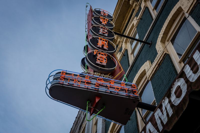 Why Dyer's Remains One of Memphis's Most Talked-About Restaurants