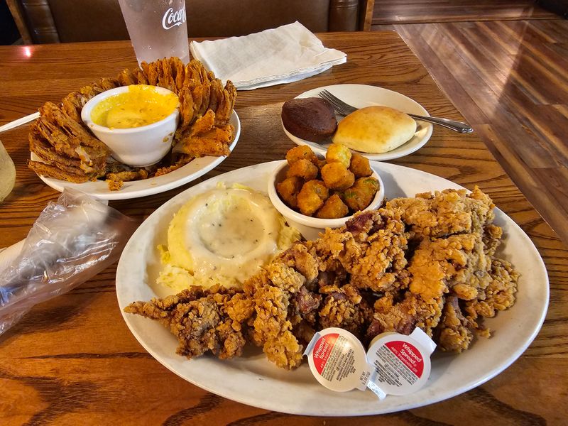 Log Cabin Restaurant (Hurricane Mills)